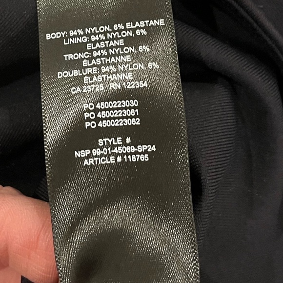 Babaton
Sculpt Knit Crew Longsleeve
Rolling Stone Size M - Picture 5 of 5